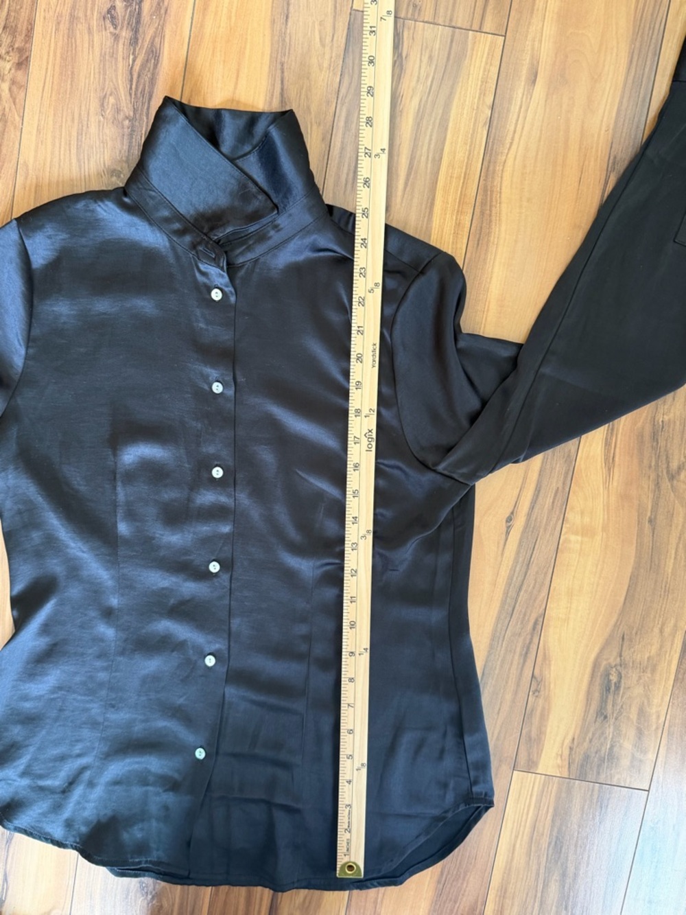 Madewell darted Black Satin Button-Down Shirt - Women - Picture 9 of 9